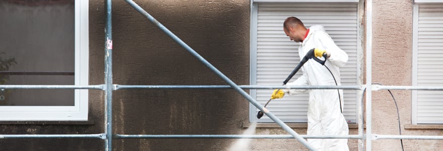 comment-nettoyer-sa-facade-de-maison-en-quelques-etapes-simples